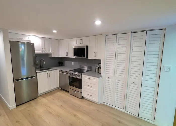 Garden Suite In North Vancouver